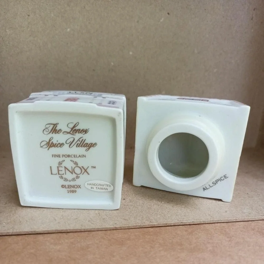 Vinatage 1989 Lenox Spice Village Allspice porcelain box cottagecore